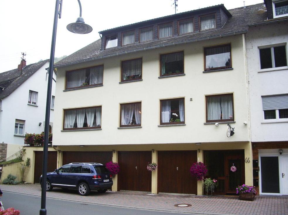 باشاراش Ferienwohnungen Haus Gisela - Unterkunft Schlossberg المظهر الخارجي الصورة